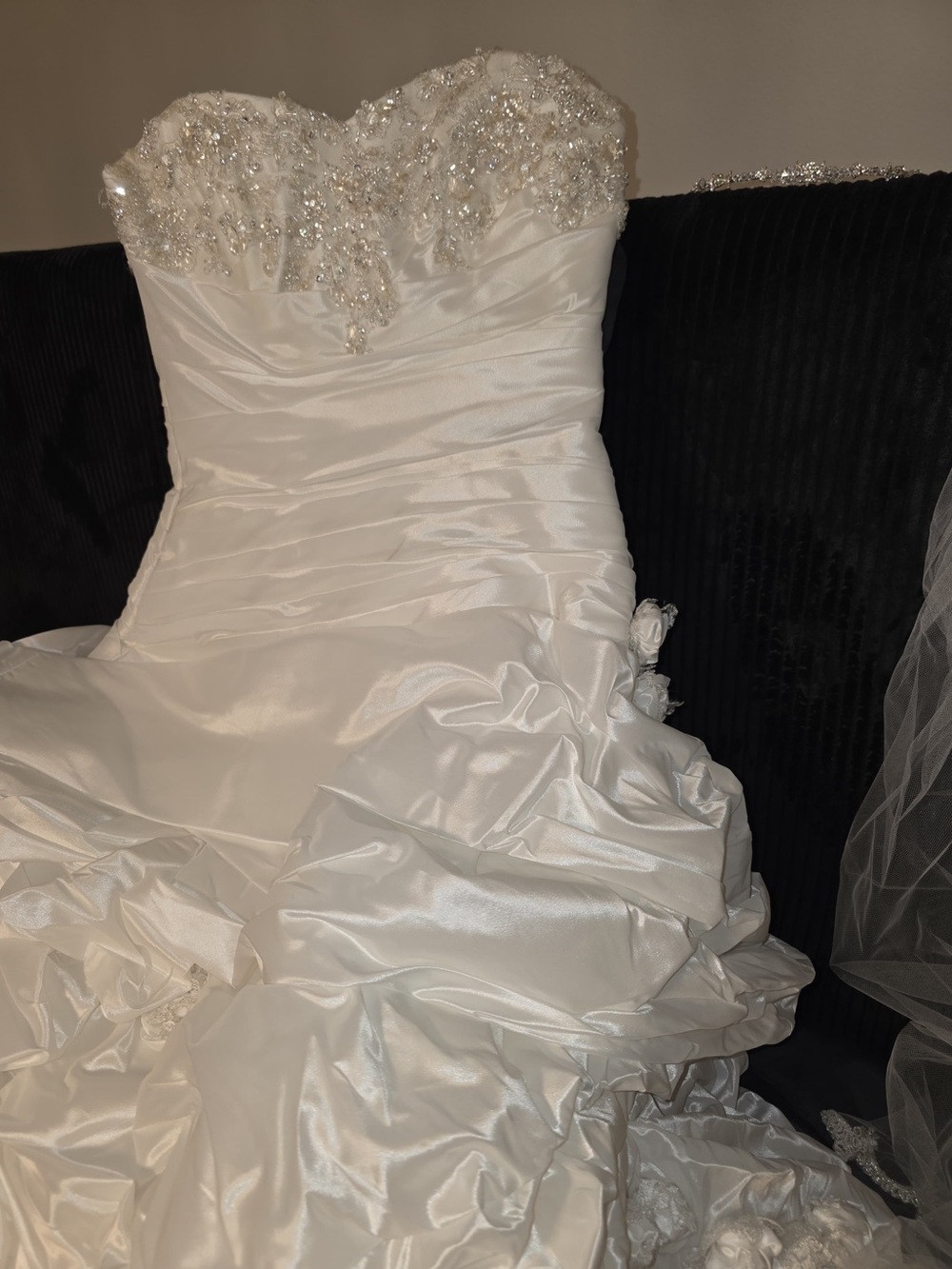 Maggie Sottero Sabelle White Bridal Wedding Gown Beaded Bodice dress gown 10 - Picture 5 of 15